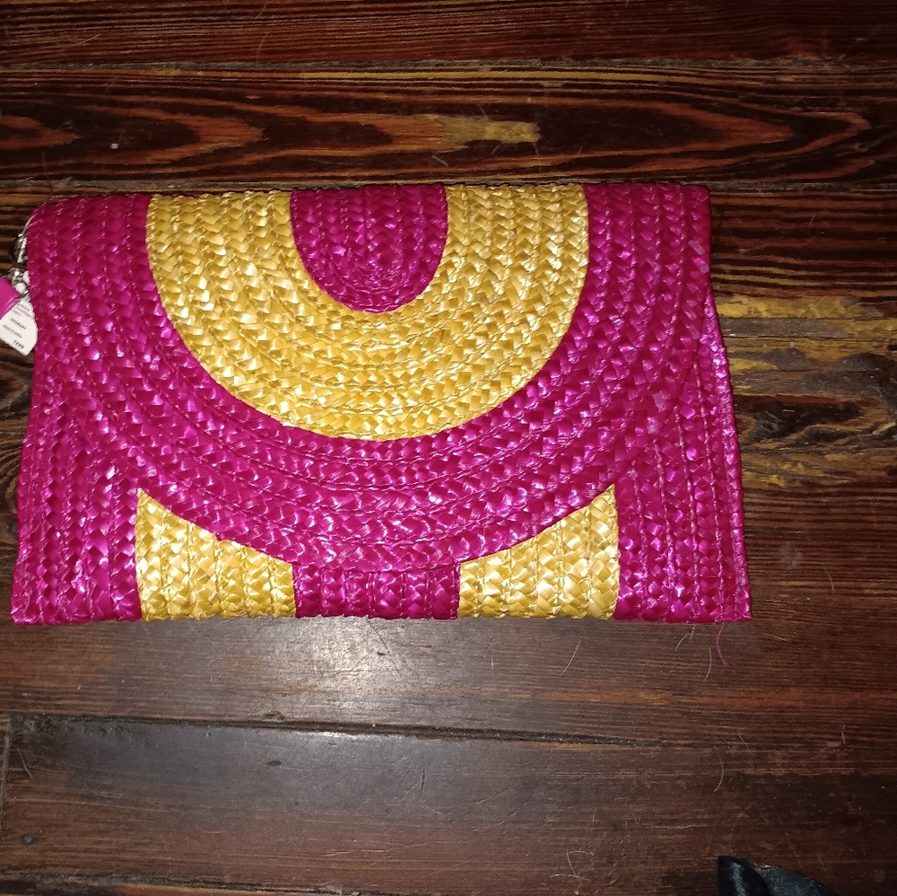 NWT Pink And Tan Straw Clutch/wristlet Large